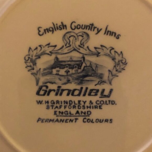 W H Grindley "English Country Inns" Salad Plates; 4 Available - Picture 4 of 8